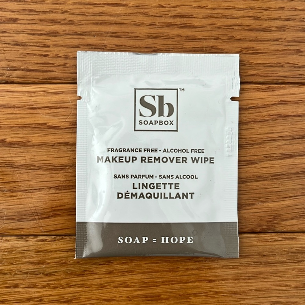 🆓 WITH PURCHASE Soapbox Makeup Remover Wipe Fragrance Free Alcohol Free